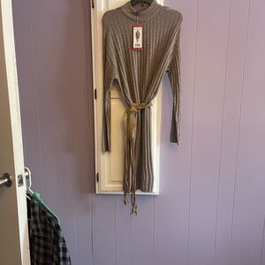 Hilary Radley Heather Taupe Knit Dress. Super soft does not come with belt.